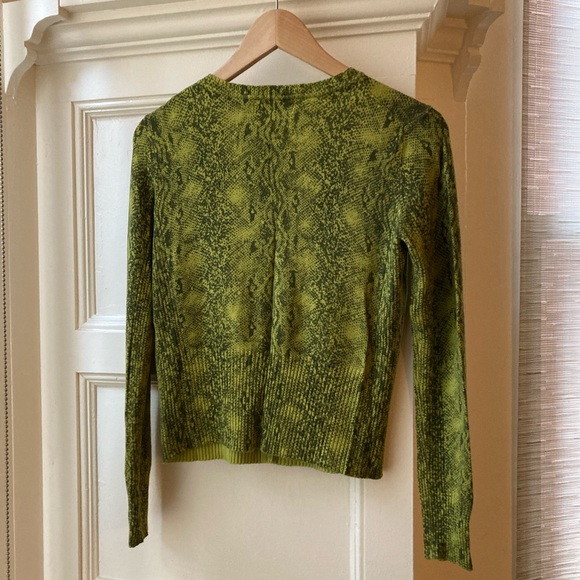 Express Snakeskin print cardigan, size medium - Picture 2 of 9